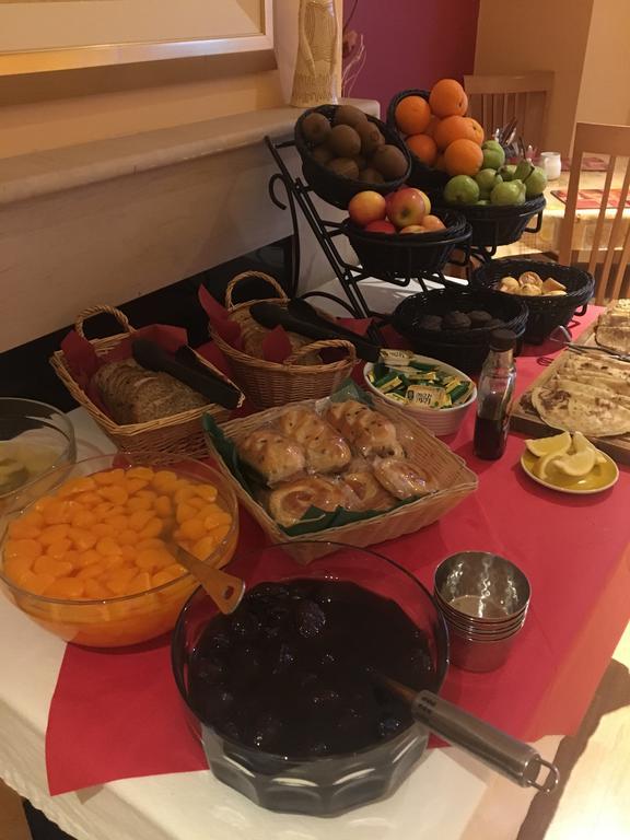 Amber Heights Bed & Breakfast Голуей Екстериор снимка