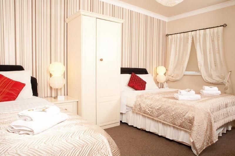 Amber Heights Bed & Breakfast Голуей Екстериор снимка