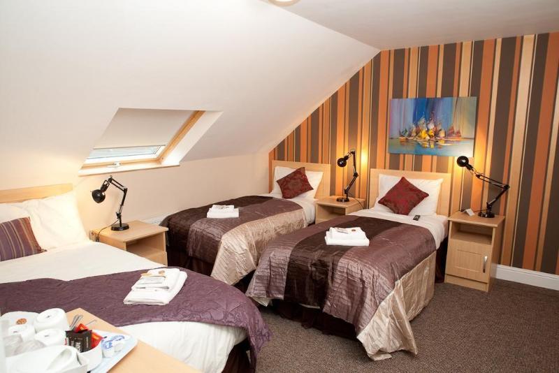 Amber Heights Bed & Breakfast Голуей Екстериор снимка