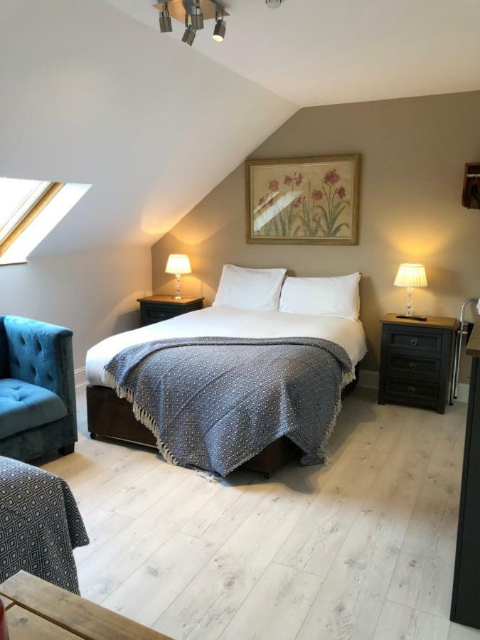 Amber Heights Bed & Breakfast Голуей Екстериор снимка