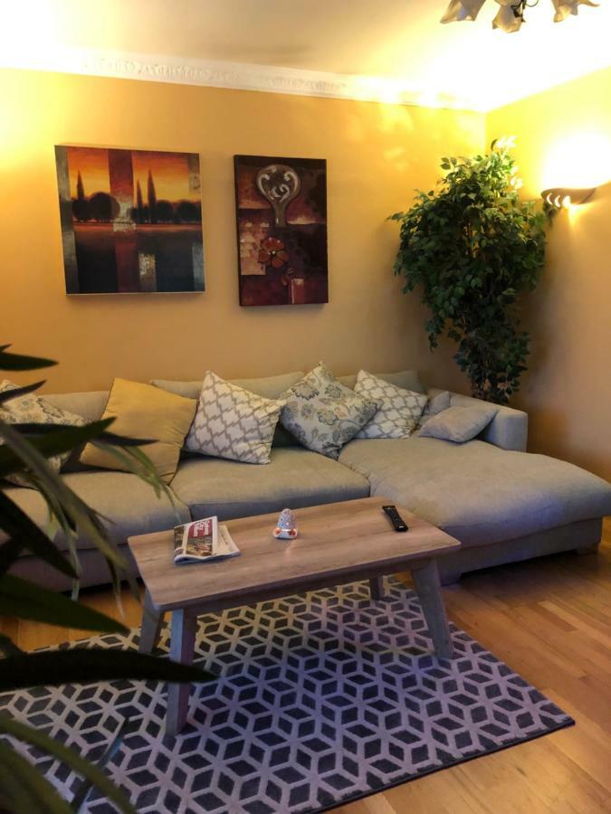 Amber Heights Bed & Breakfast Голуей Екстериор снимка
